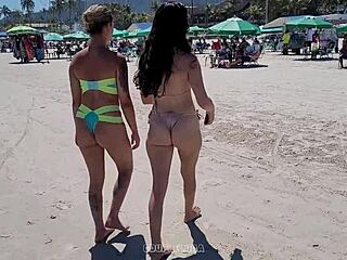 브라질의 아가씨가 해변에서 두 남자를 상대합니다