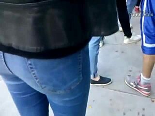 In Line 5: Skinny Jeans and a Hot Booty on Hidden Cam
