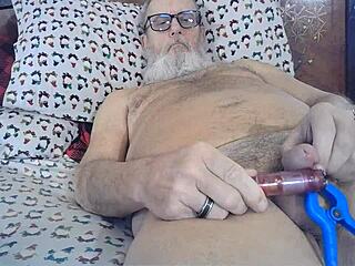 Mature man's solo session with a vibrator