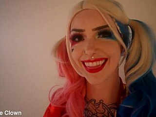 Harley Quinn's naughty encounter with a clown